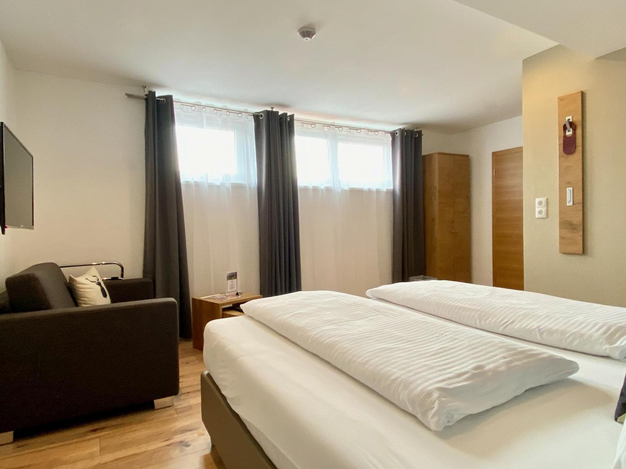ميمنغ Seelos - Alpine Easy Stay - Bed & Breakfast الغرفة الصورة